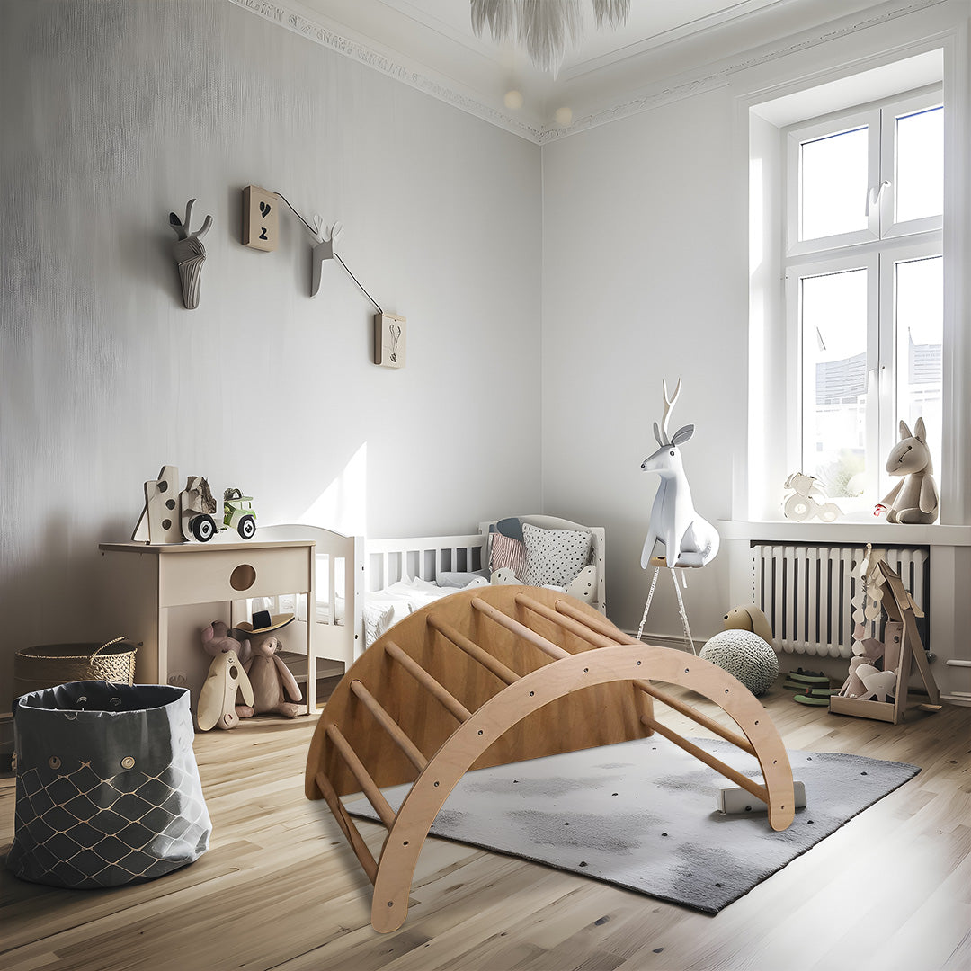 Arc de cățărare și Rocker Montessori, Balansoar